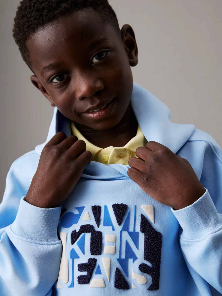 Calvin Klein Felpa con cappuccio e logo retata taglio relaxed - immagine 4