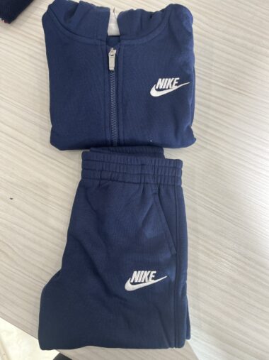 Felpa più  pantalone Nike
